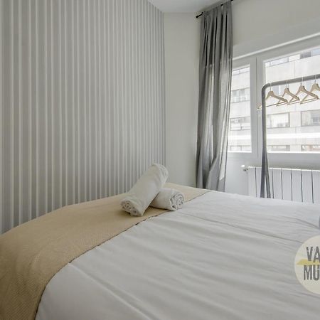 Exquisite New Apt En Gran Via/Centro Para 5Pax Madrid Bagian luar foto